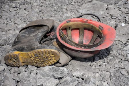 ریزش معدن غیرمجاز بختگان ۱ کشته برجای گذاشت