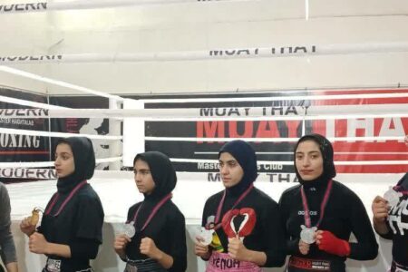 راه یابی دختران آباده به مسابقات بین المللی کیک بوکسینگ