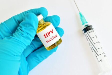 معاون وزیر بهداشت: تزریق همگانی واکسن گارداسیل ضرورت ندارد