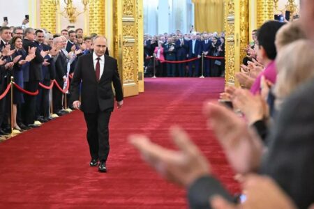 دوره جدید ریاست جمهوری پوتین رسما آغاز شد