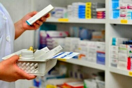دستور معاون اول برای پیگیری مشکلات یک محصول دارویی