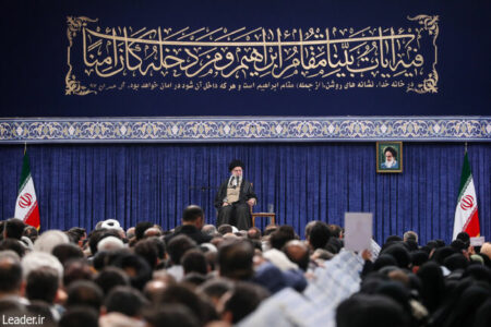 منفعتی برای امت اسلامی بالاتر از اتحاد نیست