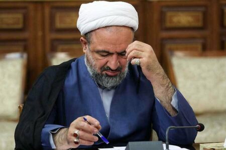 واکنش سوال‌برانگیز حمید رسایی پس از سخنان رهبر انقلاب