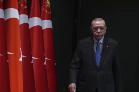 استقبال اردوغان از عقب‌نشینی حماس